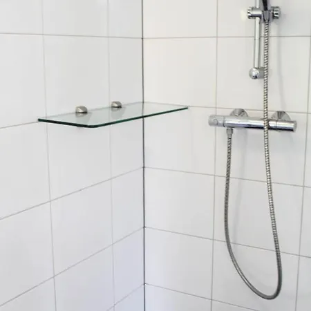 Wellness Huisje Eekhoorn Met Jacuzzi Op De Veluwe *