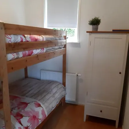 בקתה Wellness Huisje Eekhoorn Met Jacuzzi Op De Veluwe